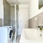 I-host - Lodi 78 * Milan